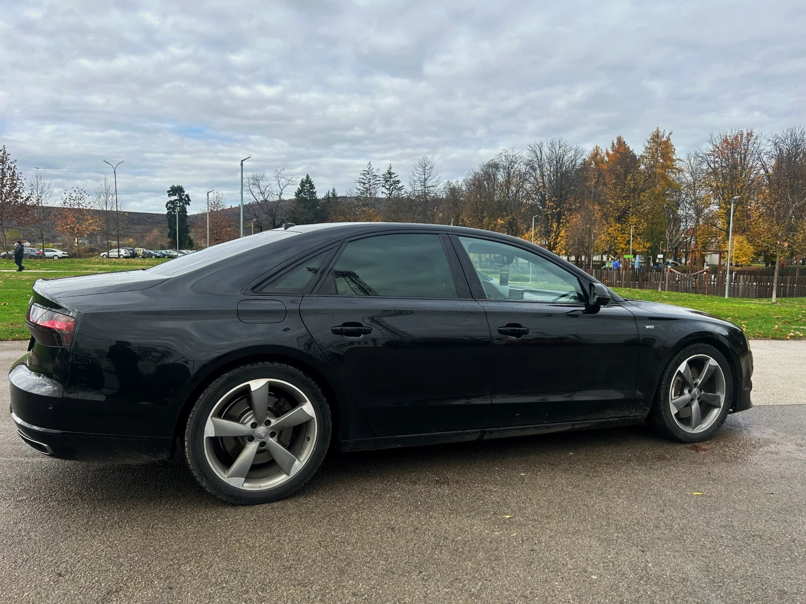 Audi A8 4.2TDI* Sport* Matrix* Massage* Distronic* Night | Mobile.bg   6