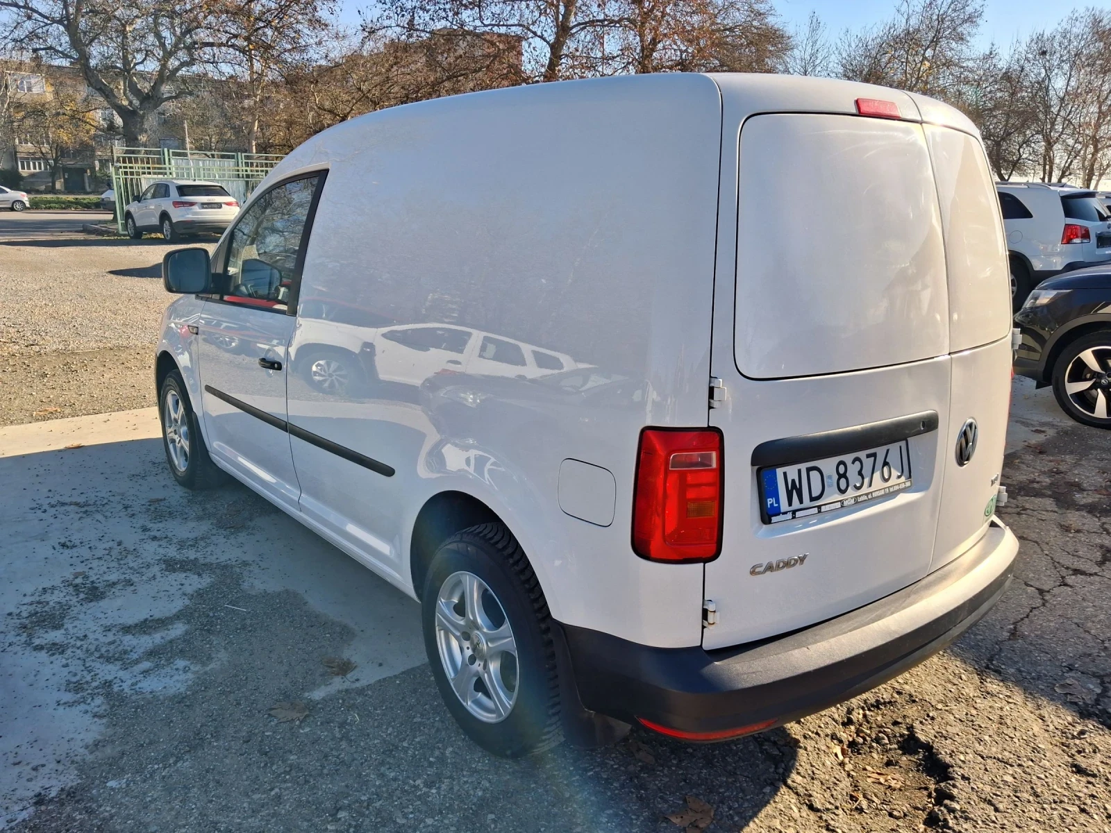 VW Caddy 2.0, 75 .. 3 .  | Mobile.bg   5