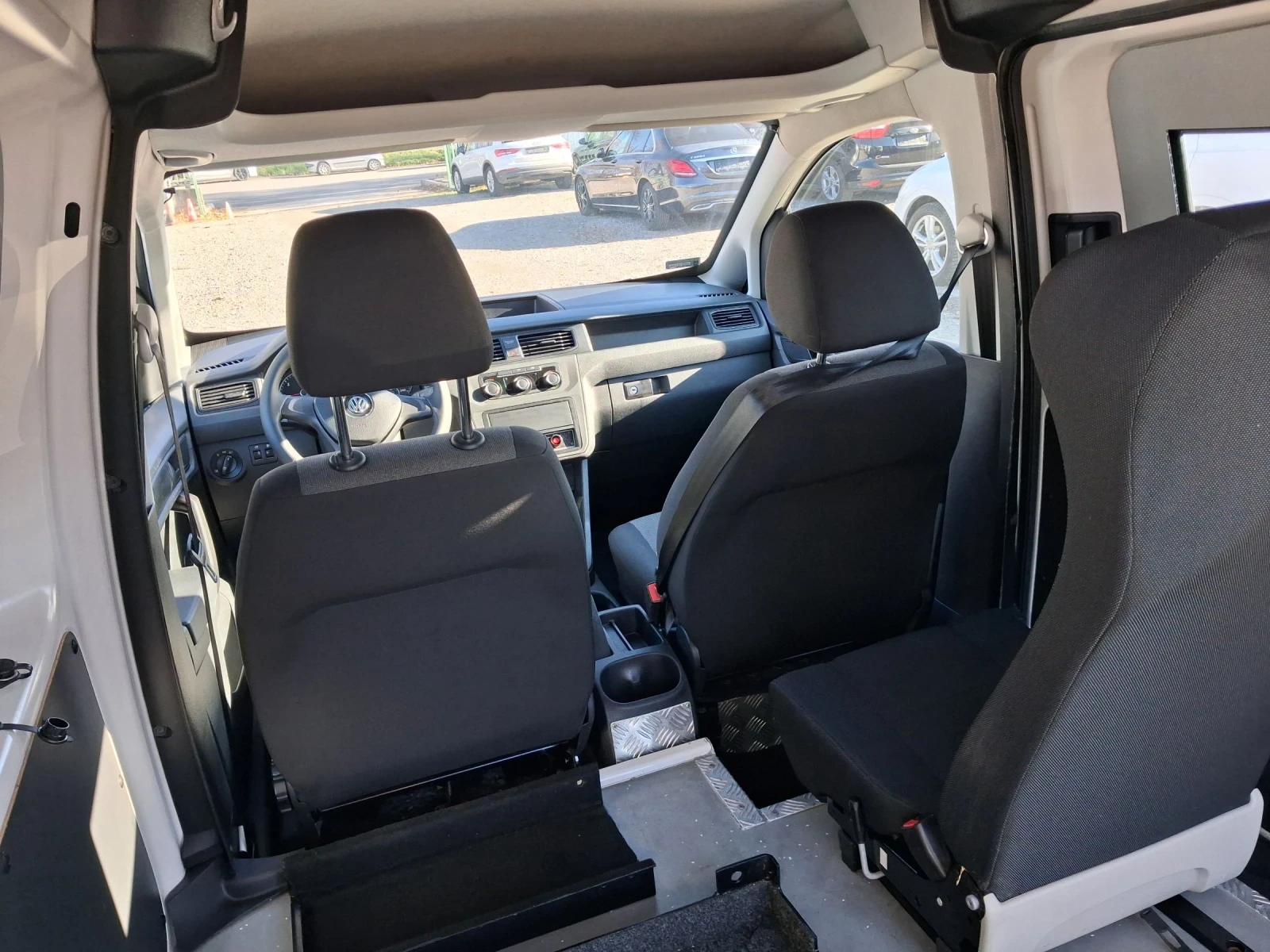 VW Caddy 2.0, 75 .. 3 .  | Mobile.bg   14