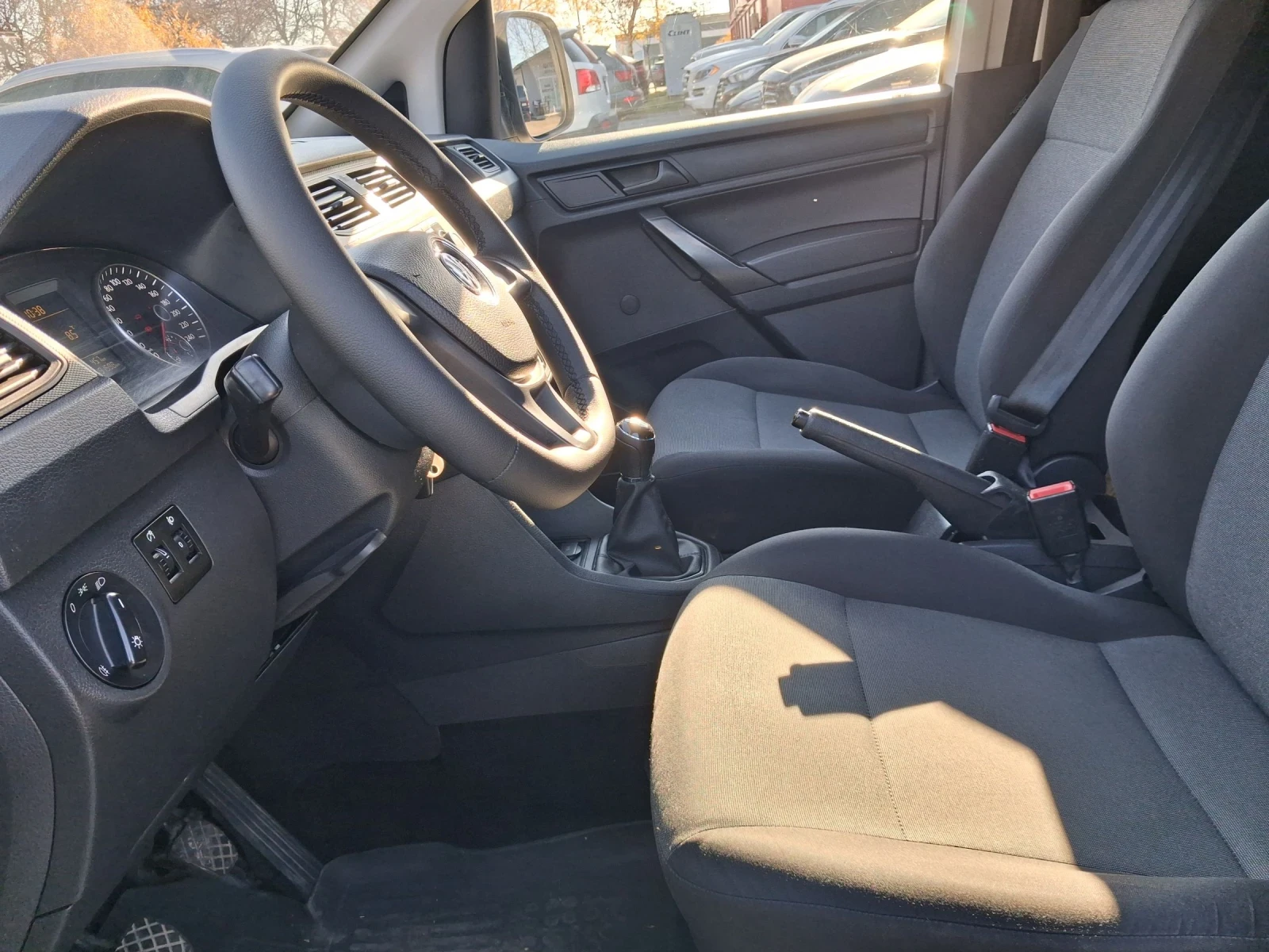 VW Caddy 2.0, 75 .. 3 .  | Mobile.bg   13