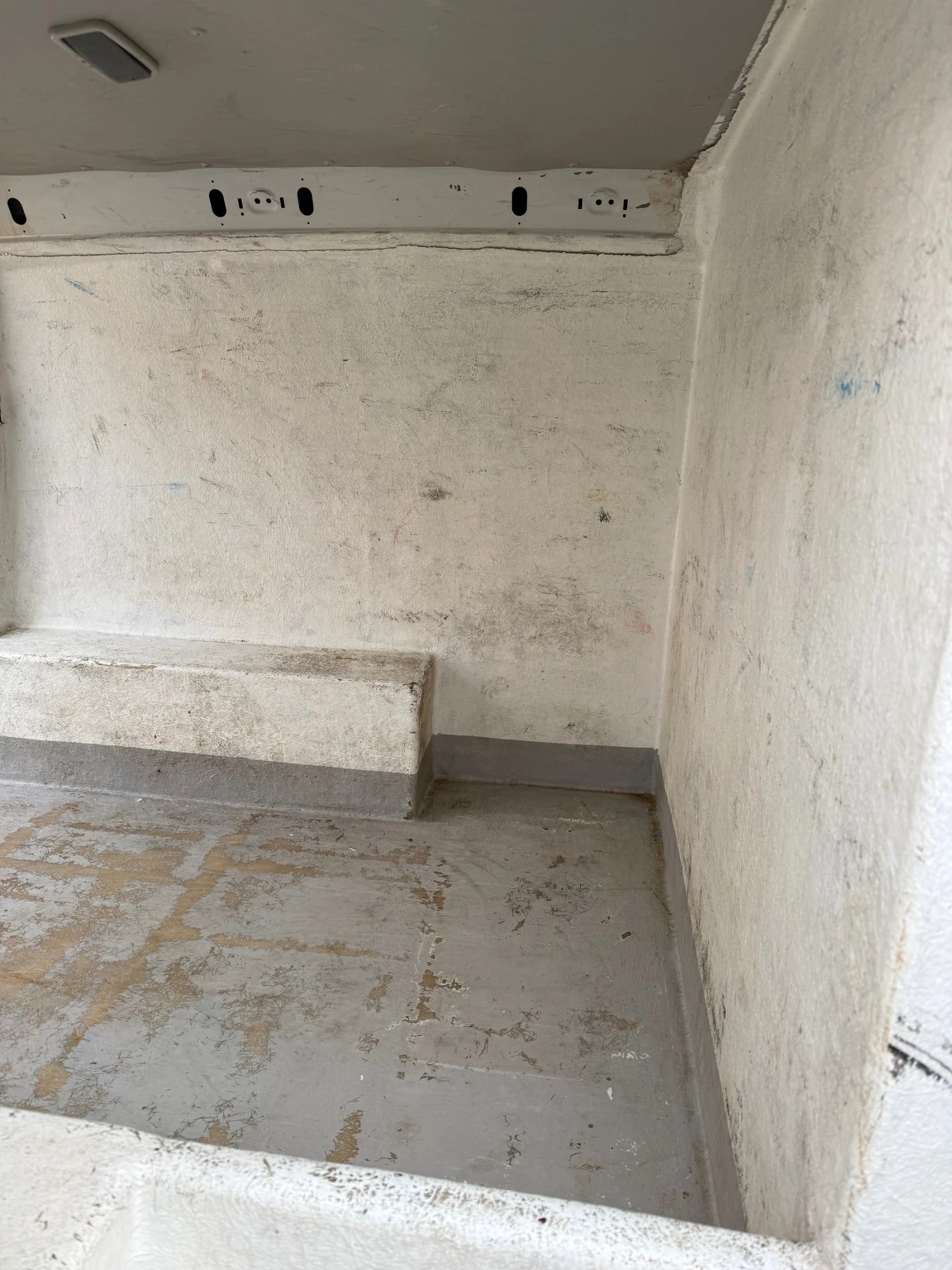 VW Caddy | Mobile.bg � ����������� 11