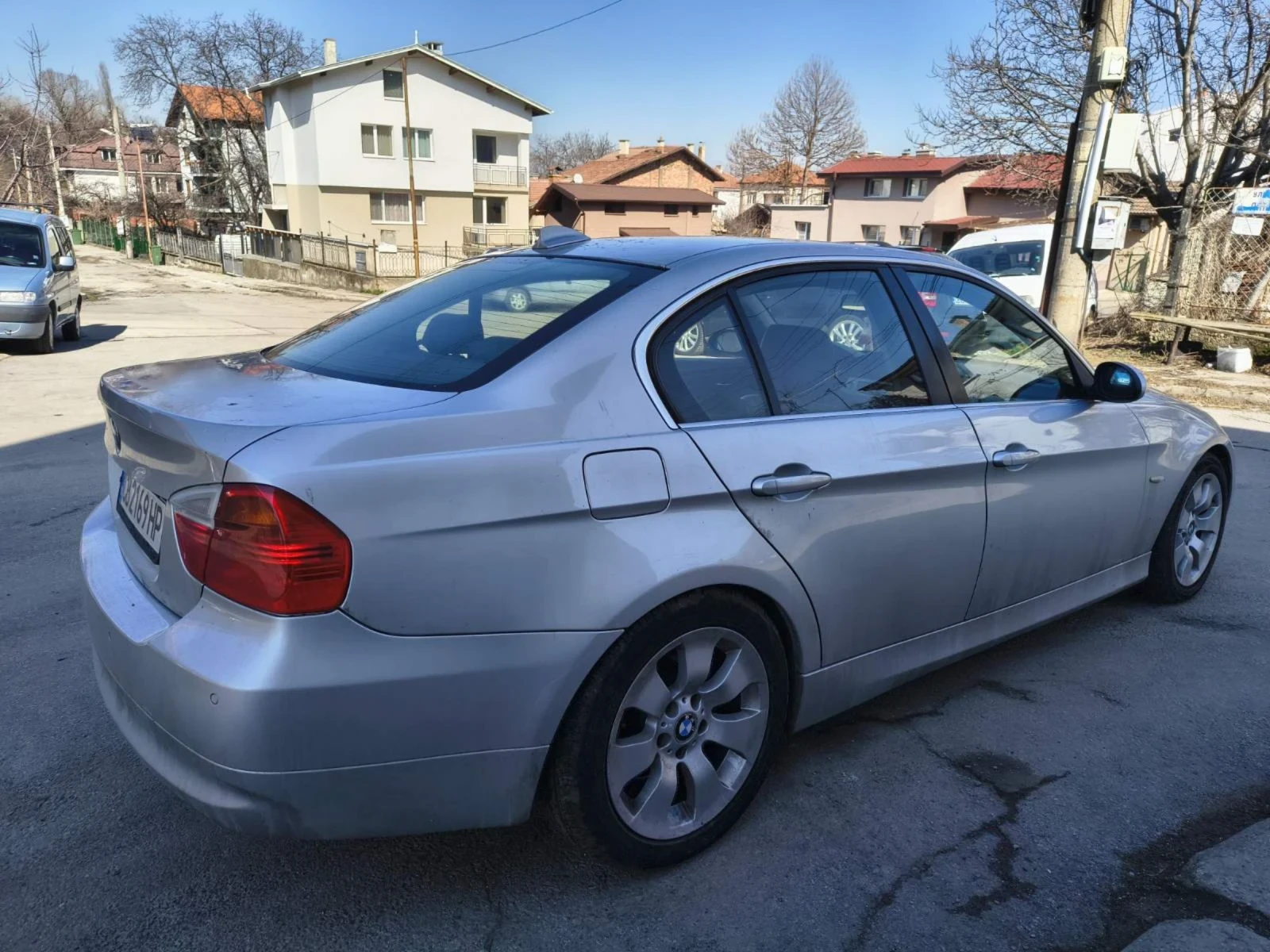 BMW 330, снимка 4 - Автомобили и джипове - 53829246