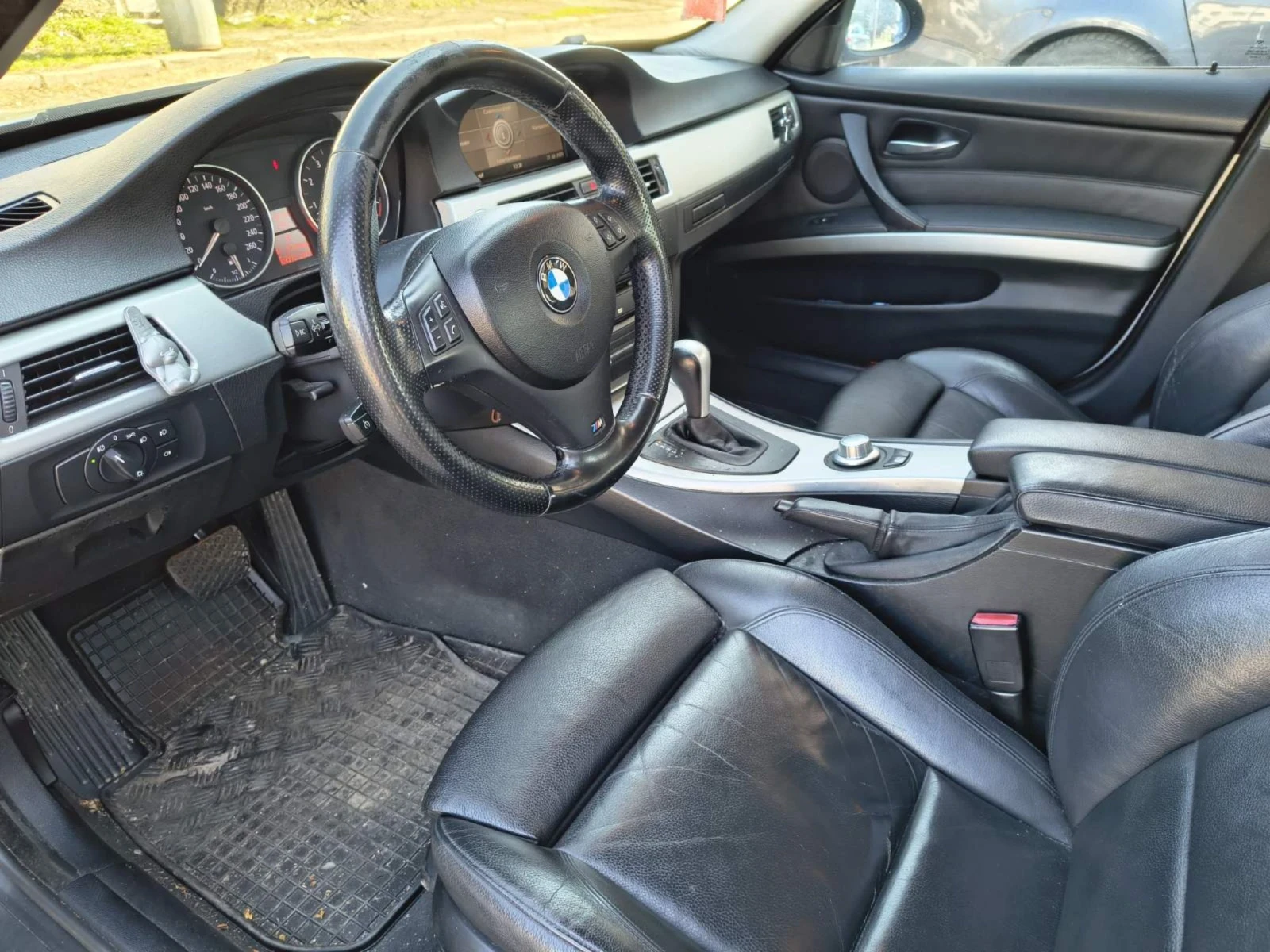 BMW 330, снимка 7 - Автомобили и джипове - 53829246