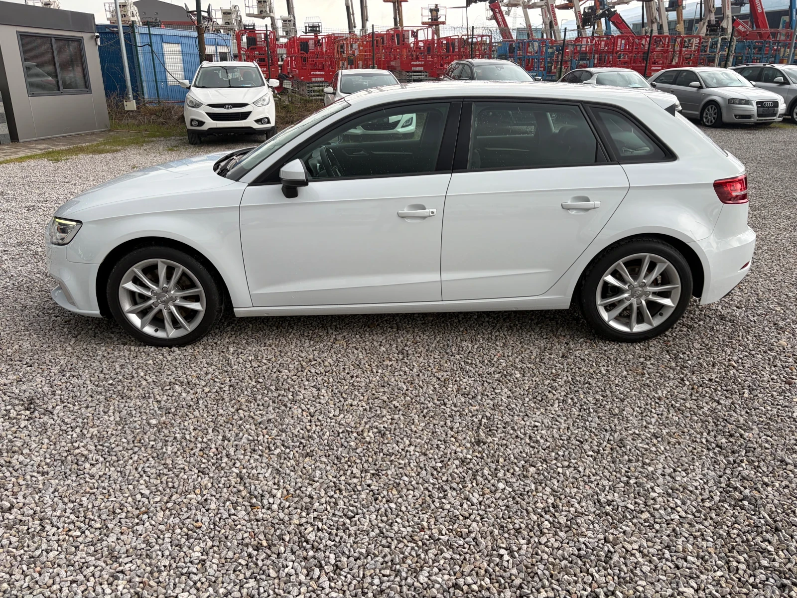 Audi A3 2.0TDI-184k.c. QUATTRO-SPORT, S tronic, снимка 3 - Автомобили и джипове - 54234771