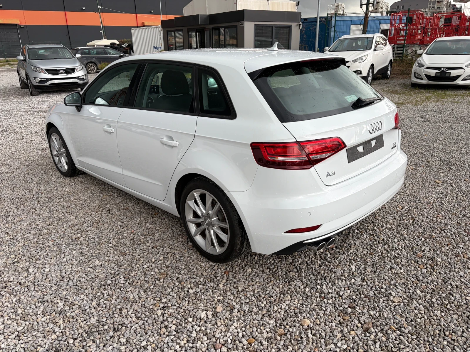 Audi A3 2.0TDI-184k.c. QUATTRO-SPORT, S tronic, снимка 4 - Автомобили и джипове - 54234771