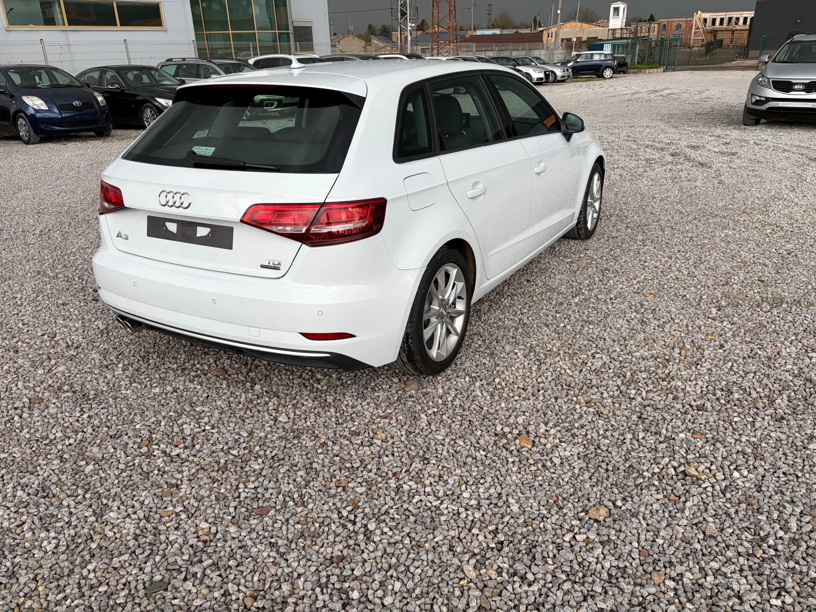 Audi A3 2.0TDI-184k.c. QUATTRO-SPORT, S tronic, снимка 6 - Автомобили и джипове - 54234771