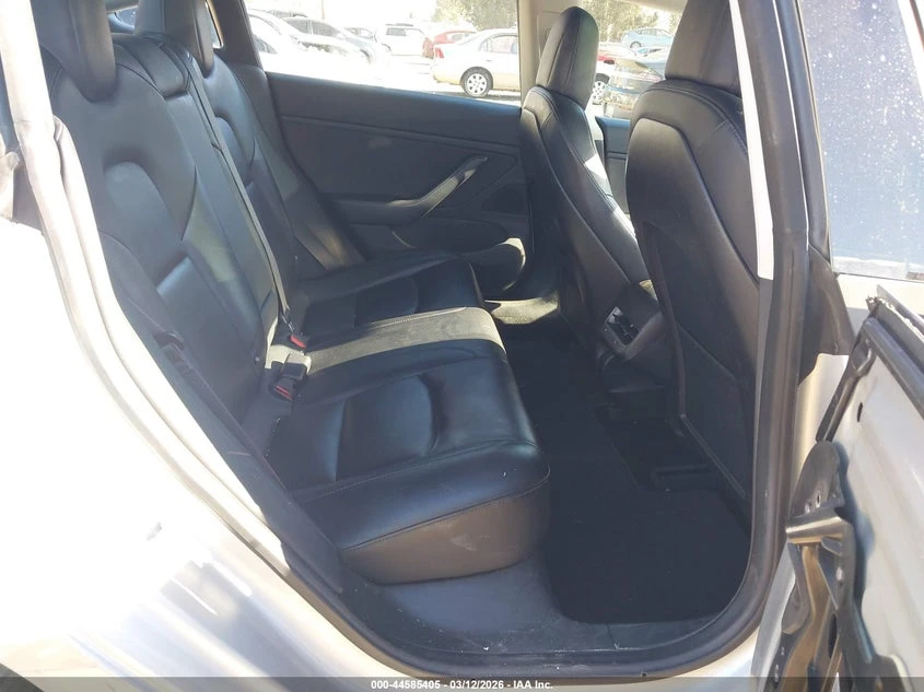 Tesla Model 3 Long Range RWD * Крайна цена до БГ* , снимка 8 - Автомобили и джипове - 54241224