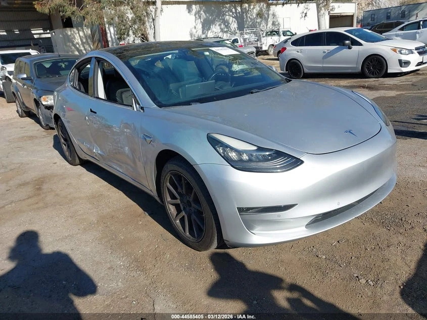 Tesla Model 3 Long Range RWD * Крайна цена до БГ* , снимка 2 - Автомобили и джипове - 54241224
