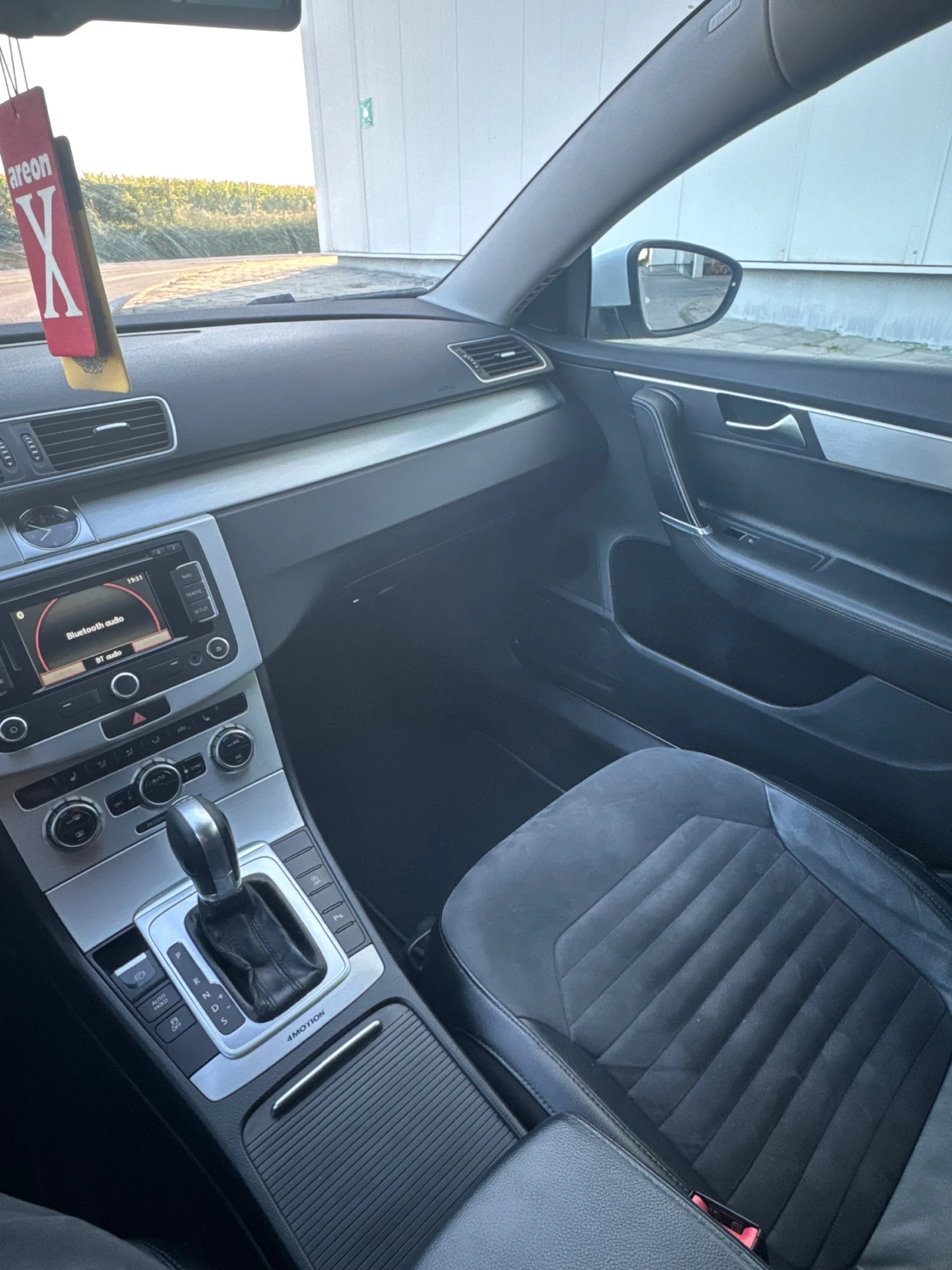 VW Passat 2.0 TDI, снимка 9 - Автомобили и джипове - 55245438