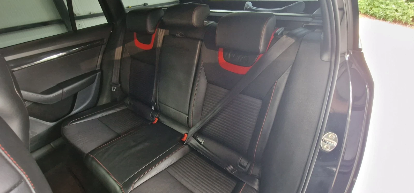 Skoda Octavia VRS, снимка 10 - Автомобили и джипове - 55401166
