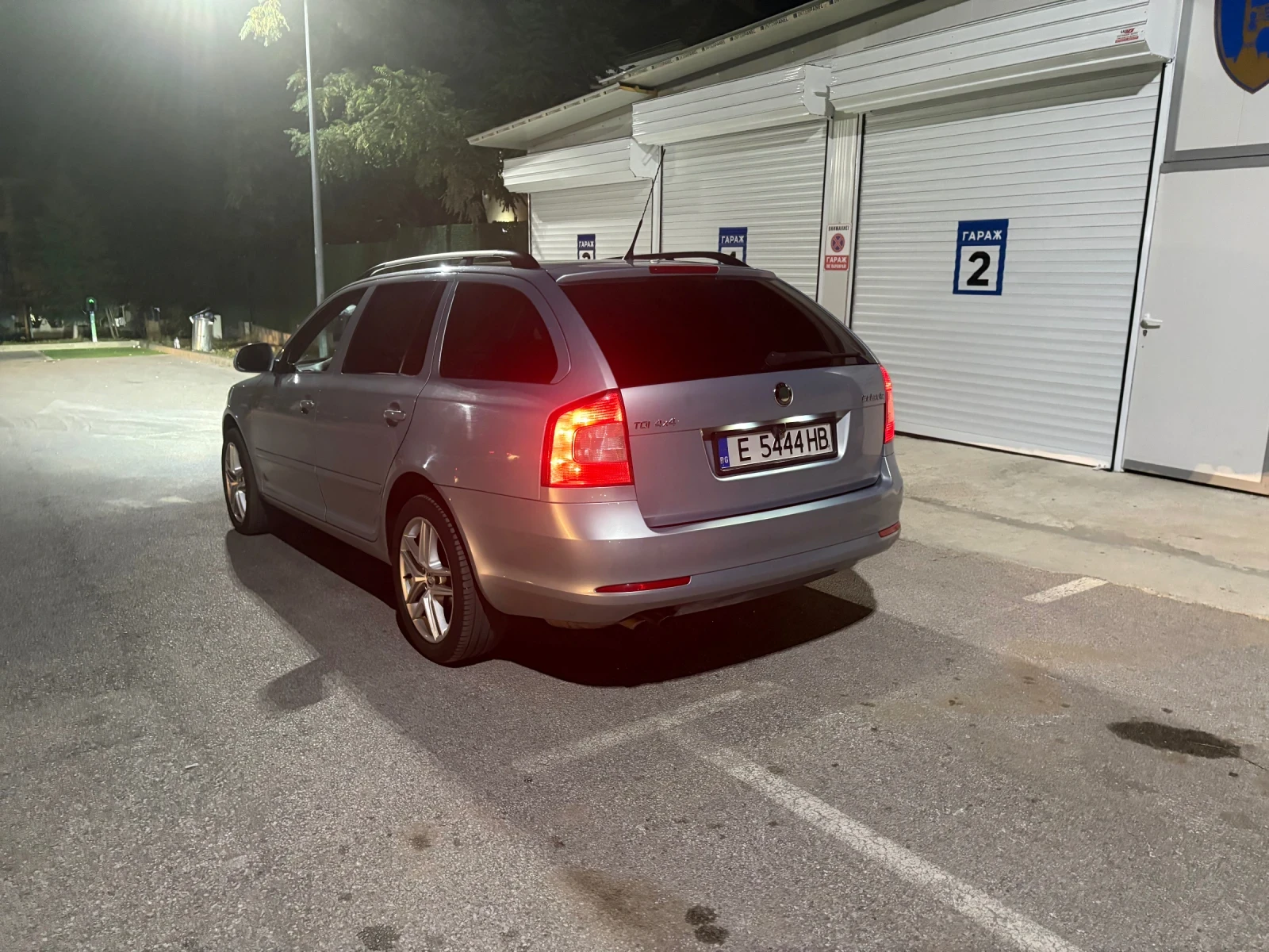 Skoda Octavia 1.6TDI 4X4 NAVI BLUETOOTH , снимка 5 - Автомобили и джипове - 55426678