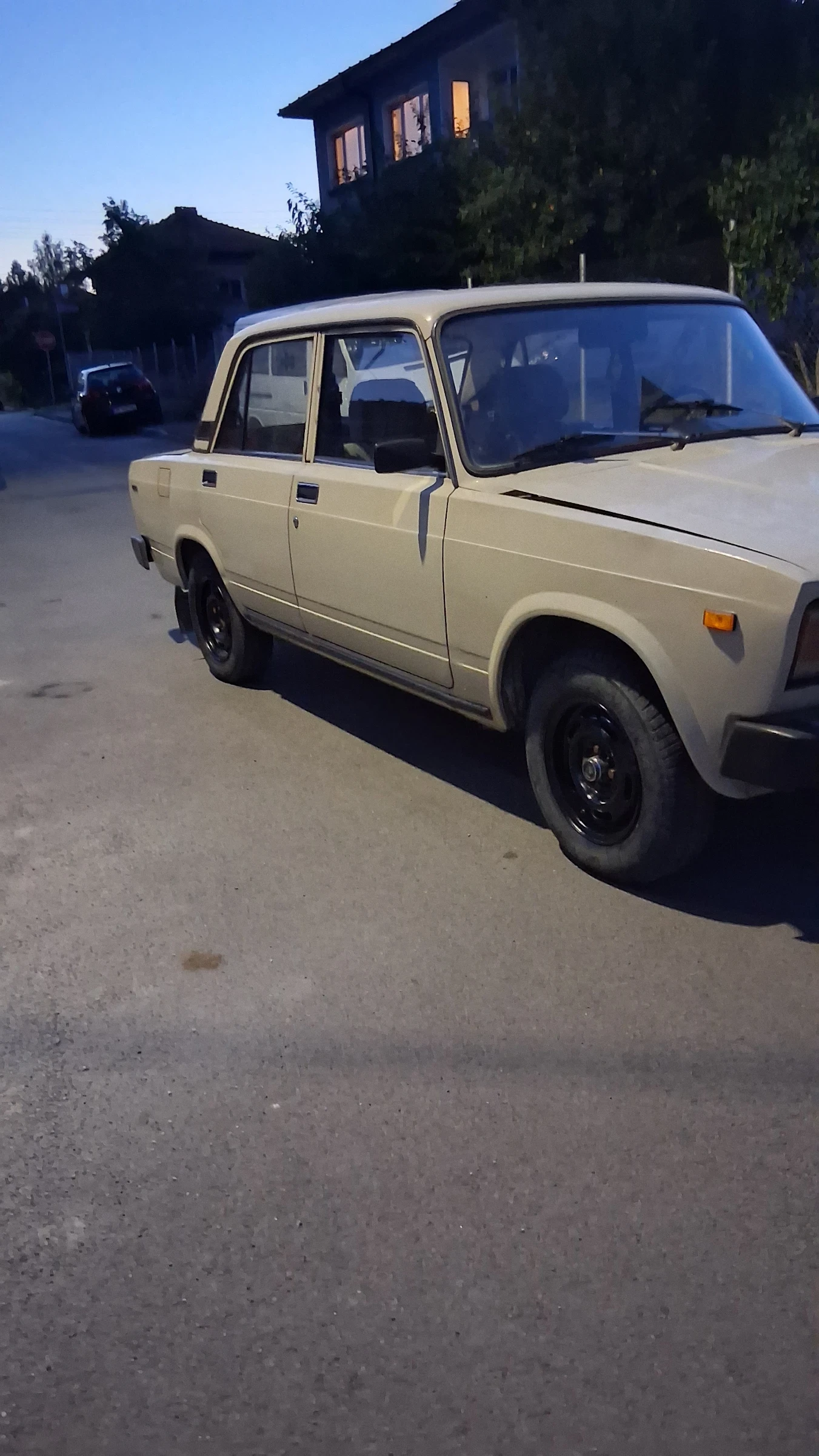 Lada 2105, снимка 12 - Автомобили и джипове - 55651018