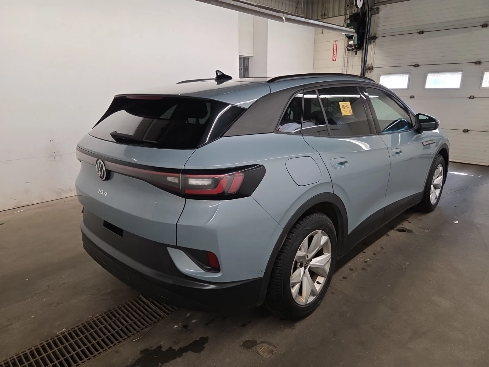 VW ID.4 * PRO * АВТОКРЕДИТ БЕЗ ПЪРВОНАЧАЛНА ВНОСКА* , снимка 3 - Автомобили и джипове - 55881074