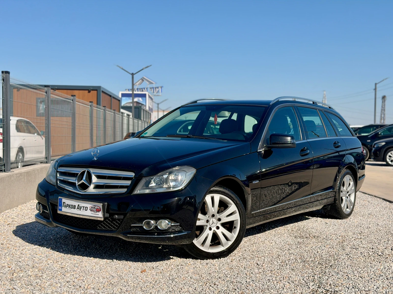 Mercedes-Benz C 220  AVTOMAT / NAVI / PANORAMA