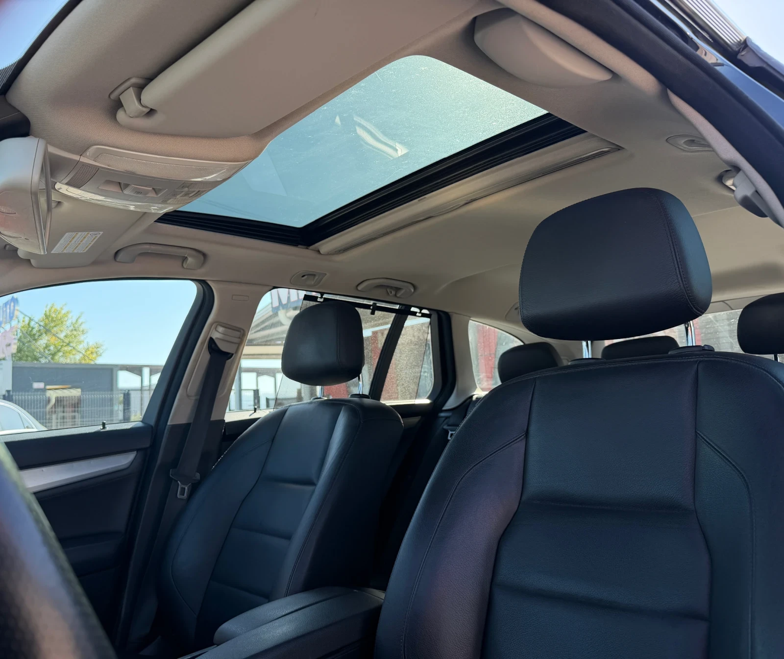 Mercedes-Benz C 220  AVTOMAT / NAVI / PANORAMA, снимка 14 - Автомобили и джипове - 56023600