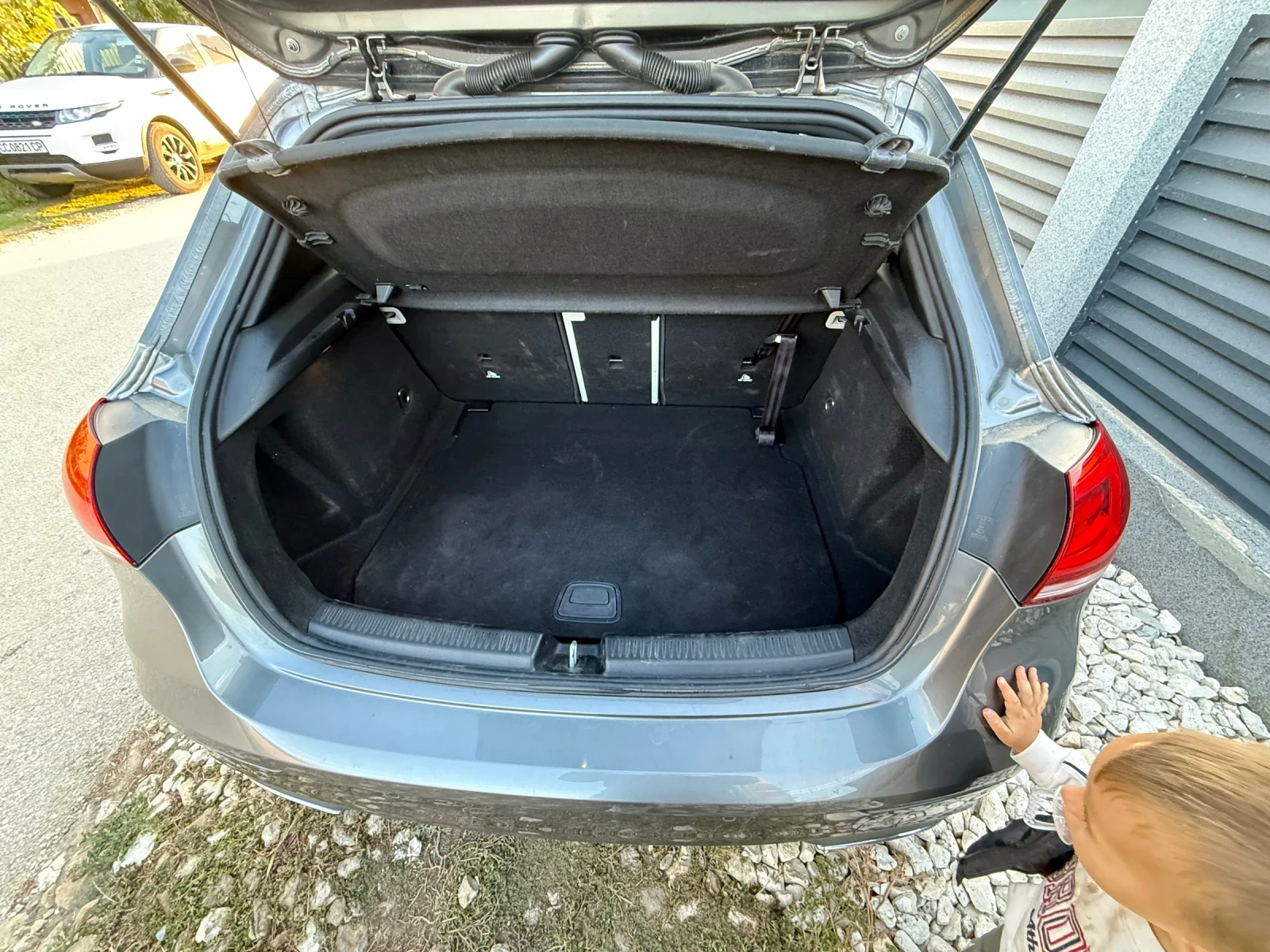 Mercedes-Benz A 250, снимка 9 - Автомобили и джипове - 56332124