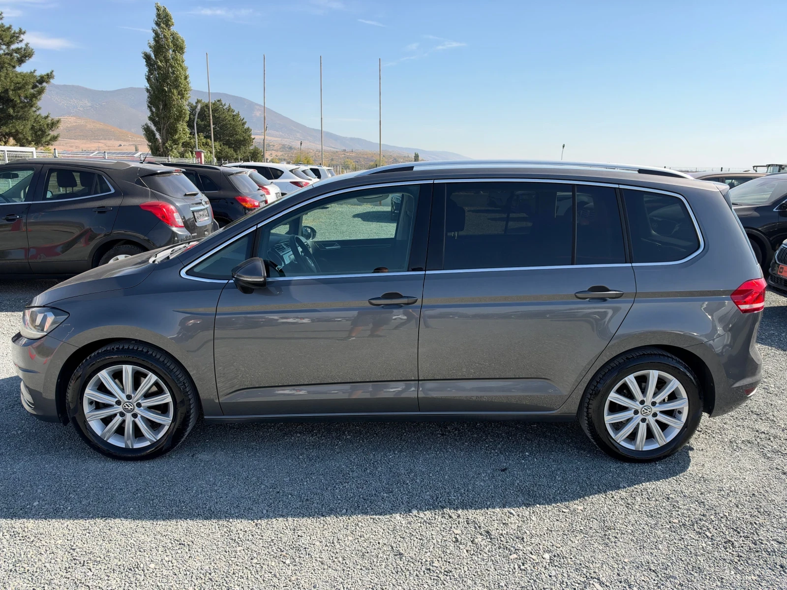 VW Touran (KATO ����)^(7-�����) | Mobile.bg � ����������� 10
