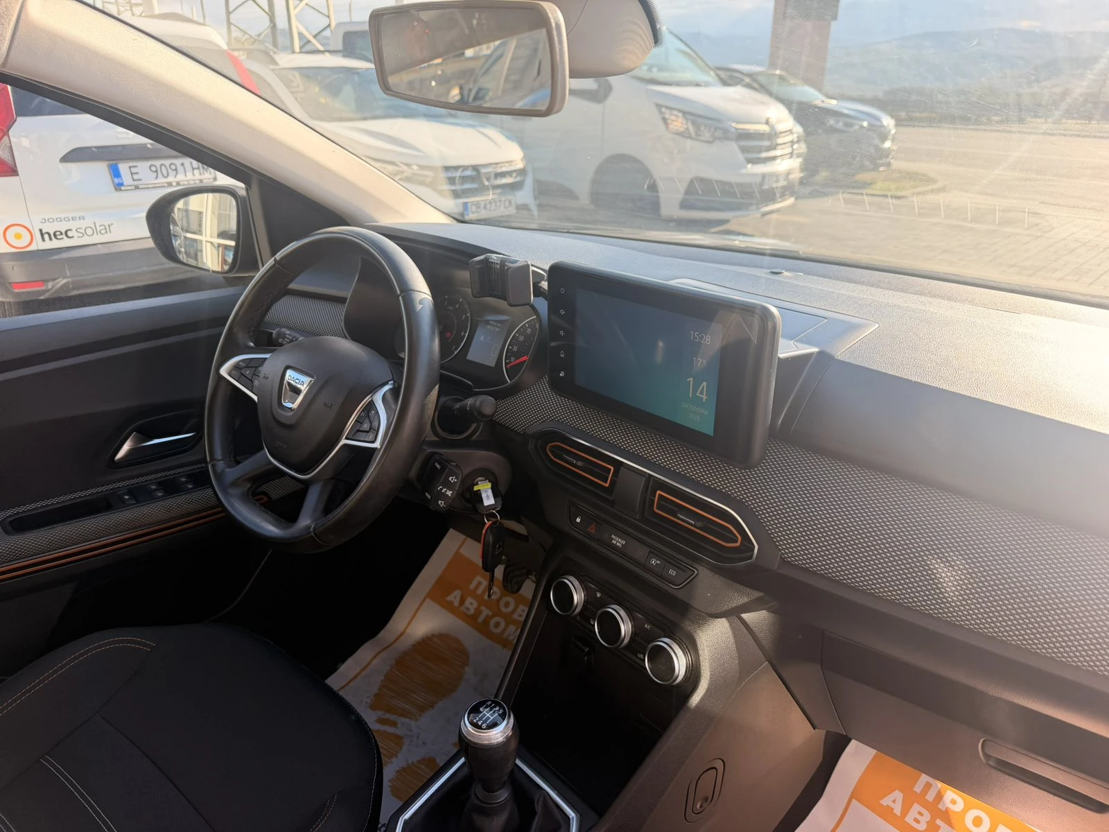Dacia Sandero Stepway / 1.0 TCE 90 �.�. | Mobile.bg � ����������� 15
