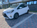 Toyota Yaris Hybrid - изображение 2