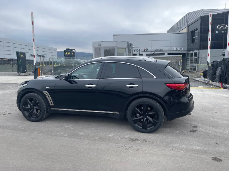 Infiniti Fx 30 dS , снимка 2 - Автомобили и джипове - 48226919