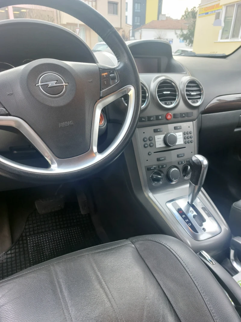 Opel Antara, снимка 5 - Автомобили и джипове - 48472393