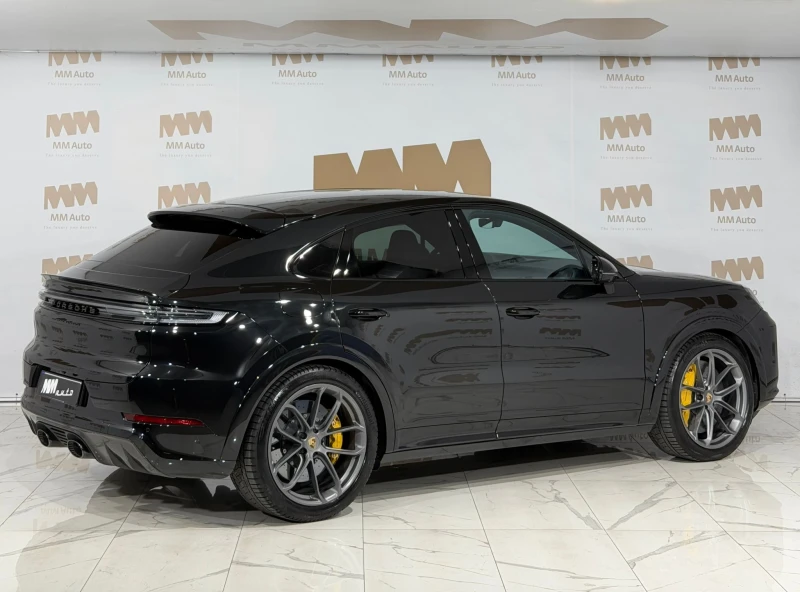 Porsche Cayenne GTS* Coupe* TurboGT Pack* Ceramic* Carbon* Display, снимка 2 - Автомобили и джипове - 52329812