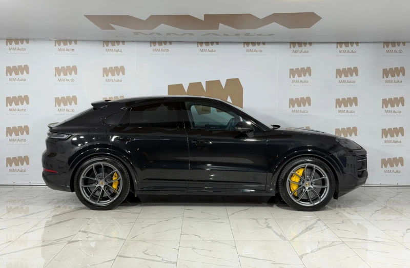 Porsche Cayenne GTS* Coupe* TurboGT Pack* Ceramic* Carbon* Display, снимка 3 - Автомобили и джипове - 52329812