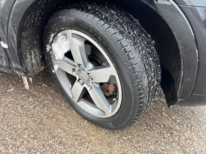 Audi Q3 * Progressiv * ПАРКТРОНИК* НАВИ* ПАНО* ПОДГРЕВ, снимка 7 - Автомобили и джипове - 53516364