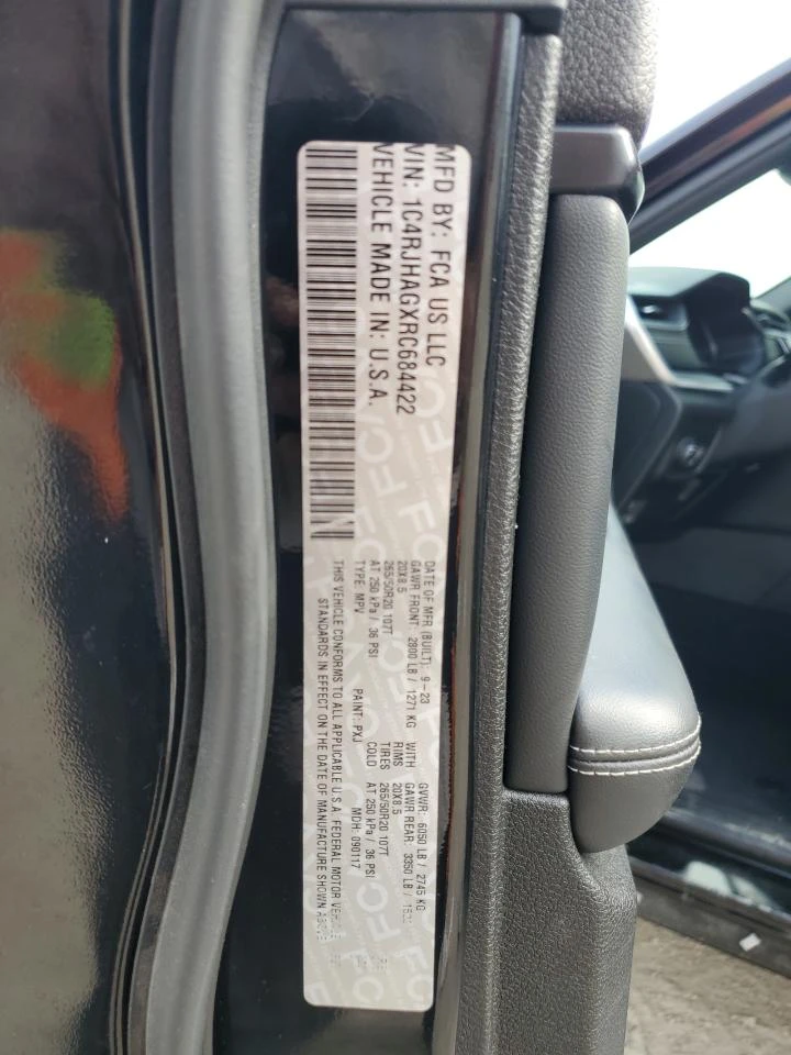 Jeep Grand cherokee 3.6l Laredo * Kрайна цена* , снимка 13 - Автомобили и джипове - 53344793