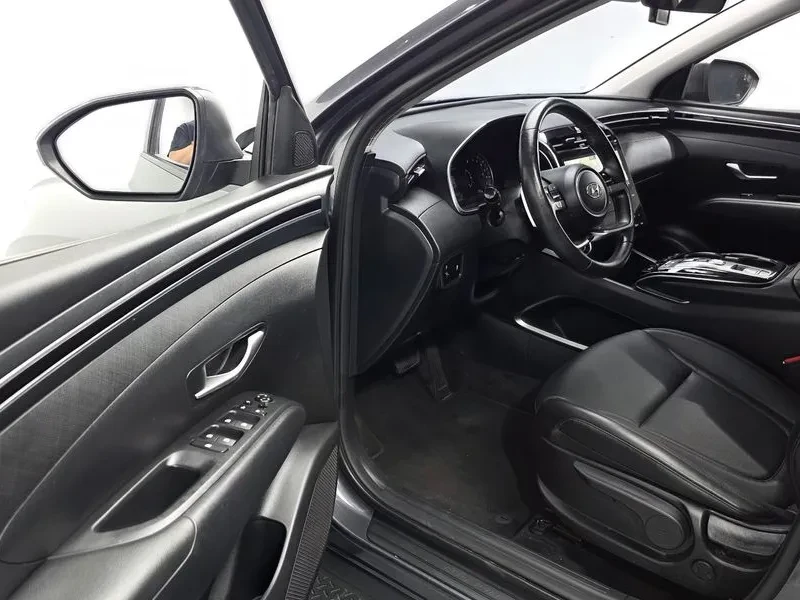Hyundai Tucson 1.6 Turbo 2Wd Premium, снимка 10 - Автомобили и джипове - 56304916