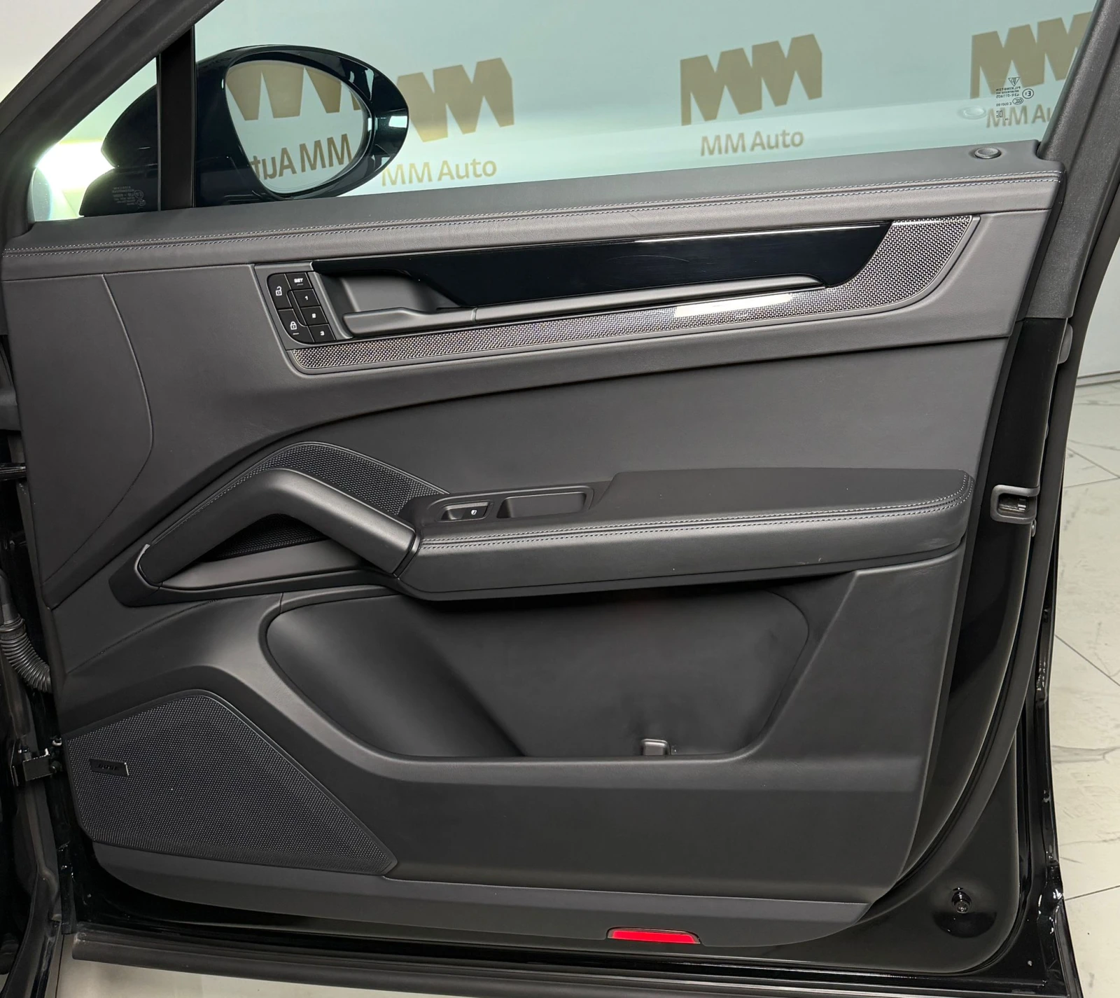 Porsche Cayenne GTS* Coupe* TurboGT Pack* Ceramic* Carbon* Display - изображение 6