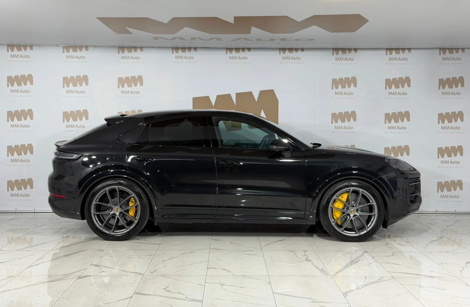 Porsche Cayenne GTS* Coupe* TurboGT Pack* Ceramic* Carbon* Display - изображение 3