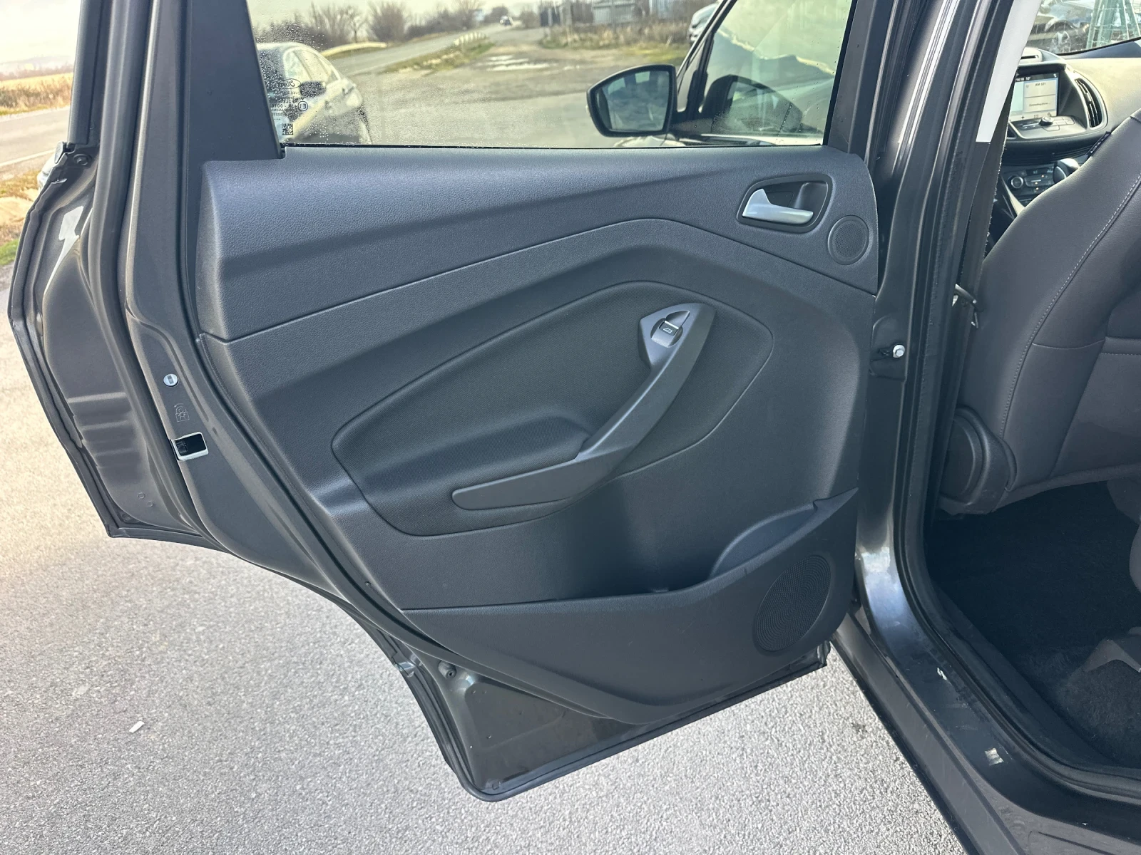 Ford Kuga 1.5 TDCI | Mobile.bg � ����������� 11