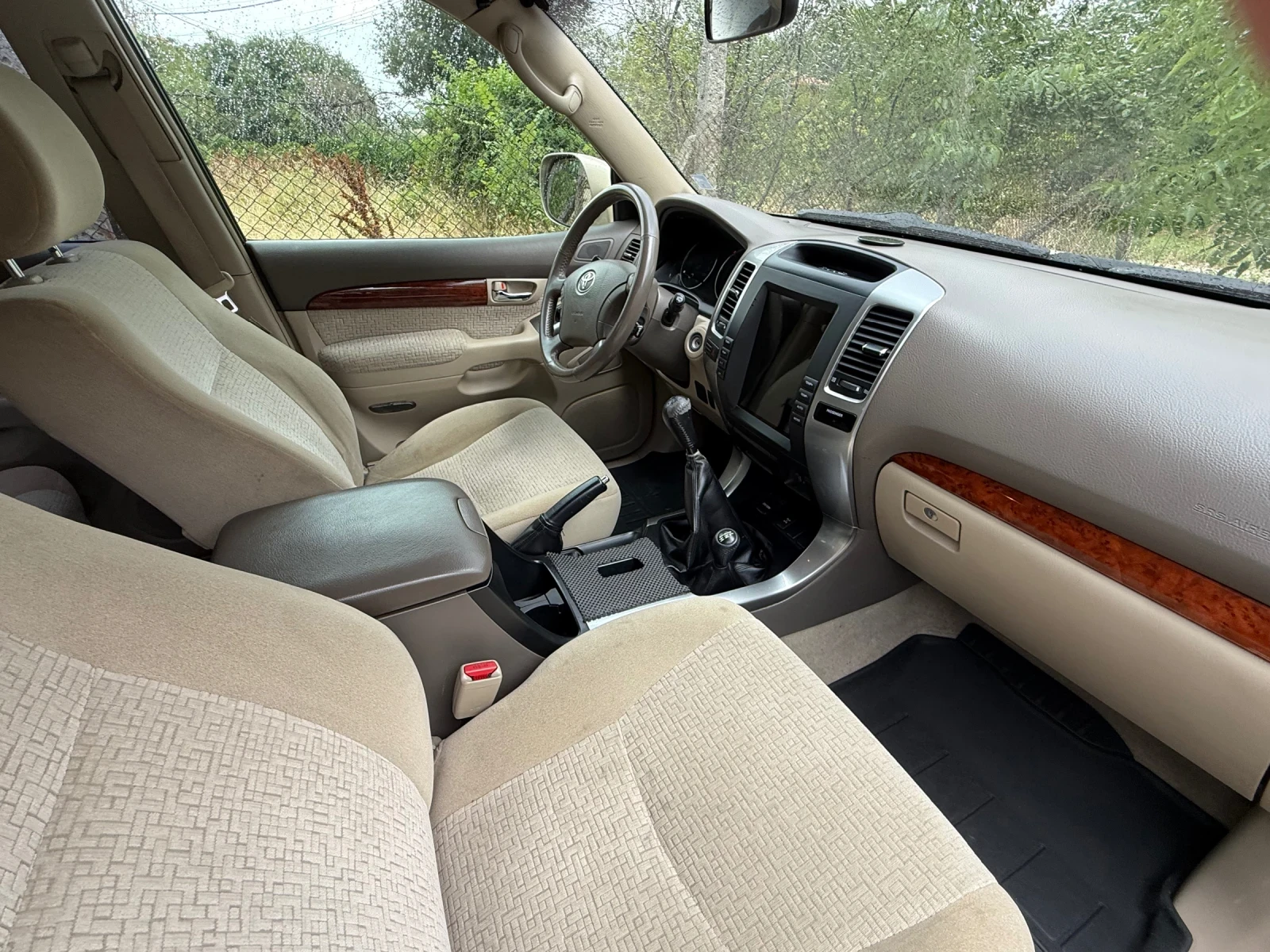Toyota Land cruiser 120, снимка 8 - Автомобили и джипове - 54961671