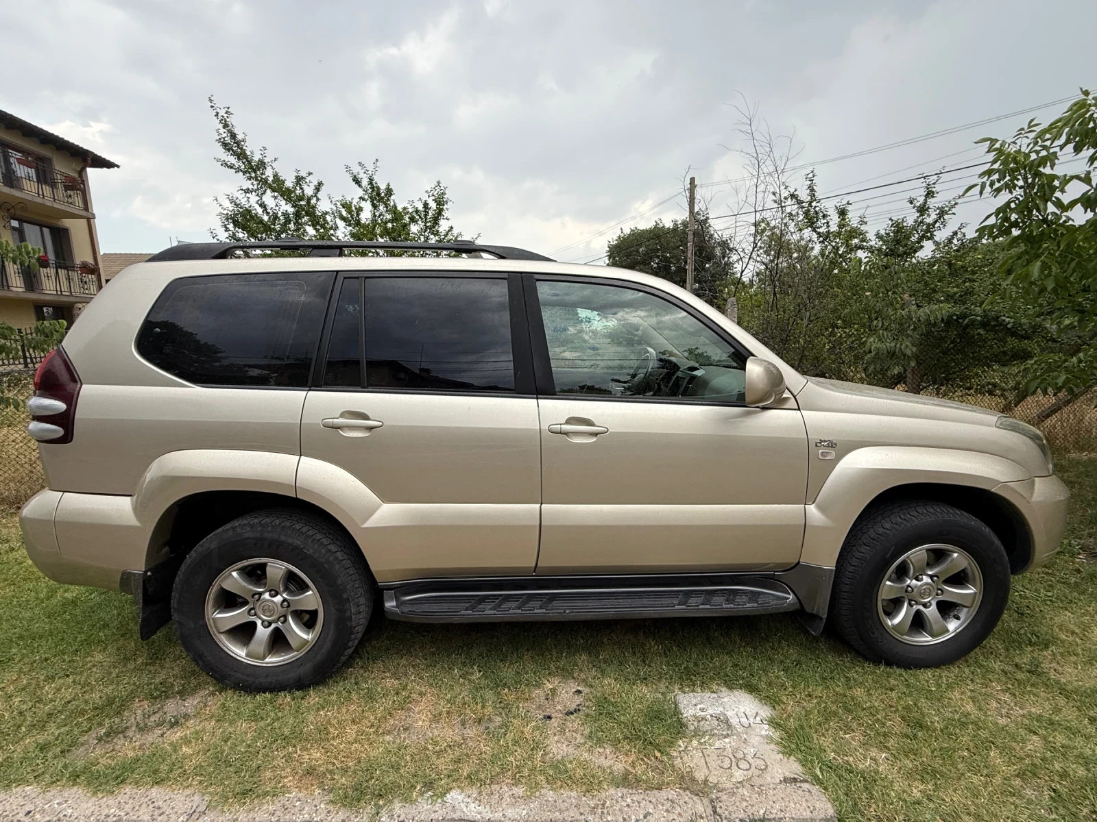 Toyota Land cruiser 120