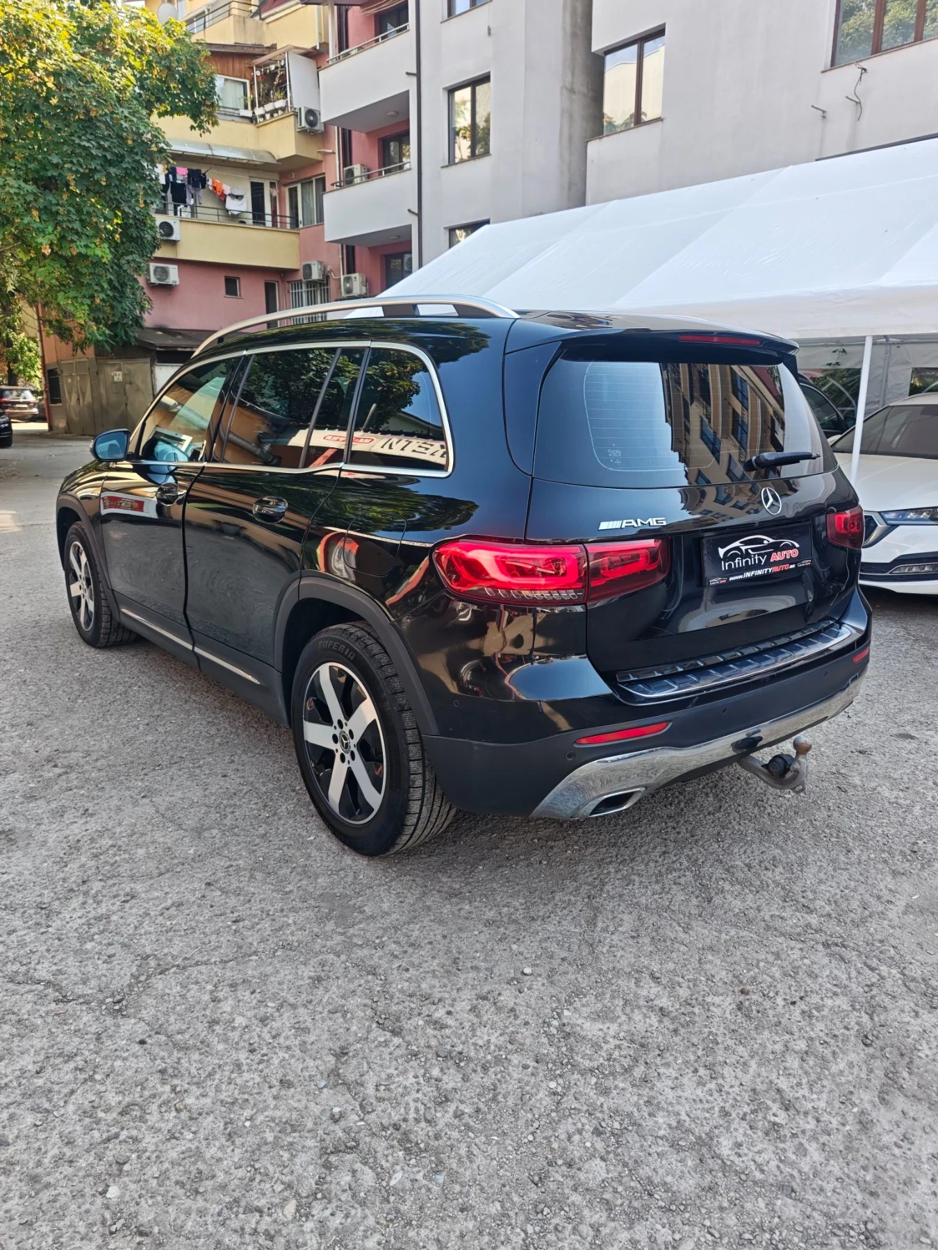 Mercedes-Benz GLB 220 4-MATIC, AMG, 7-места, ПОДГРЕВ, НАВИ, КАМЕР, ФУЛ! , снимка 6 - Автомобили и джипове - 55825861