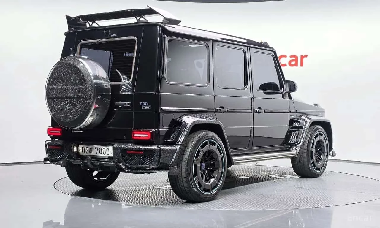 Mercedes-Benz G 63 AMG * BRABUS PACK * ОБДУХВАНЕ * ФИКСИРАНА ЦЕНА * , снимка 2 - Автомобили и джипове - 56256032