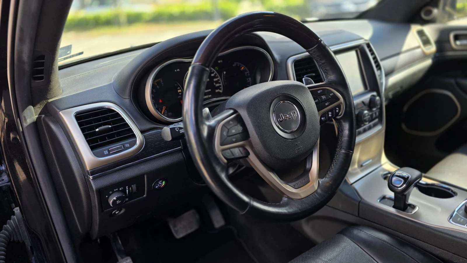 Jeep Grand cherokee 5.7, SUMMIT, LPG Газ, снимка 7 - Автомобили и джипове - 56298790