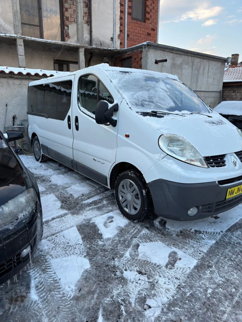 Renault Trafic Facelift MAX BAZA Нов внос Топ Състояние , снимка 3 - Бусове и автобуси - 53037423