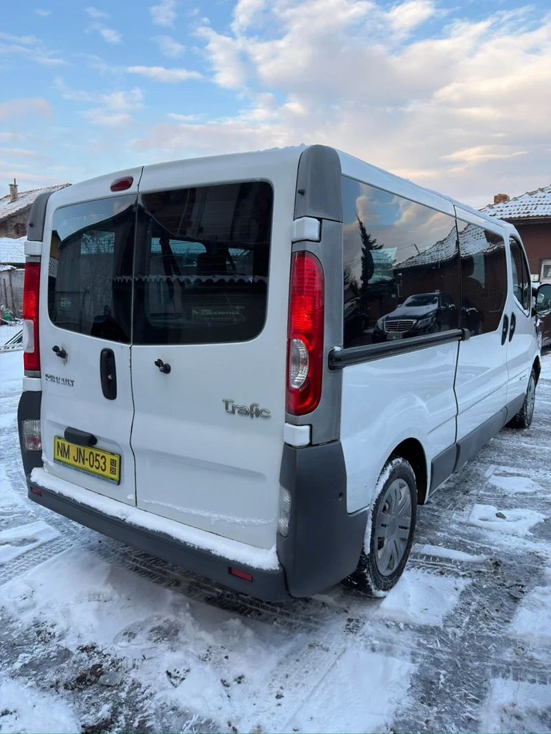 Renault Trafic Facelift MAX BAZA Нов внос Топ Състояние , снимка 4 - Бусове и автобуси - 53037423