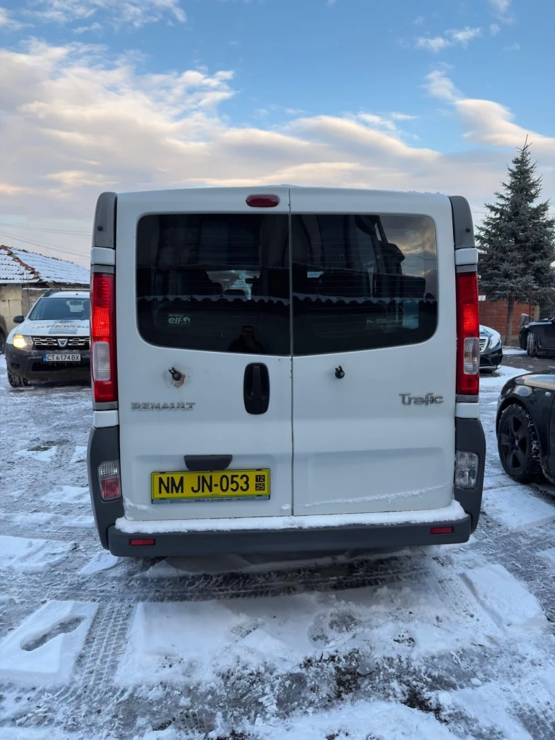 Renault Trafic Facelift MAX BAZA Нов внос Топ Състояние , снимка 6 - Бусове и автобуси - 53037423