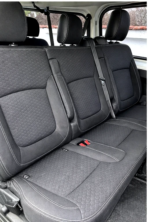 Opel Vivaro, снимка 10 - Бусове и автобуси - 54099300