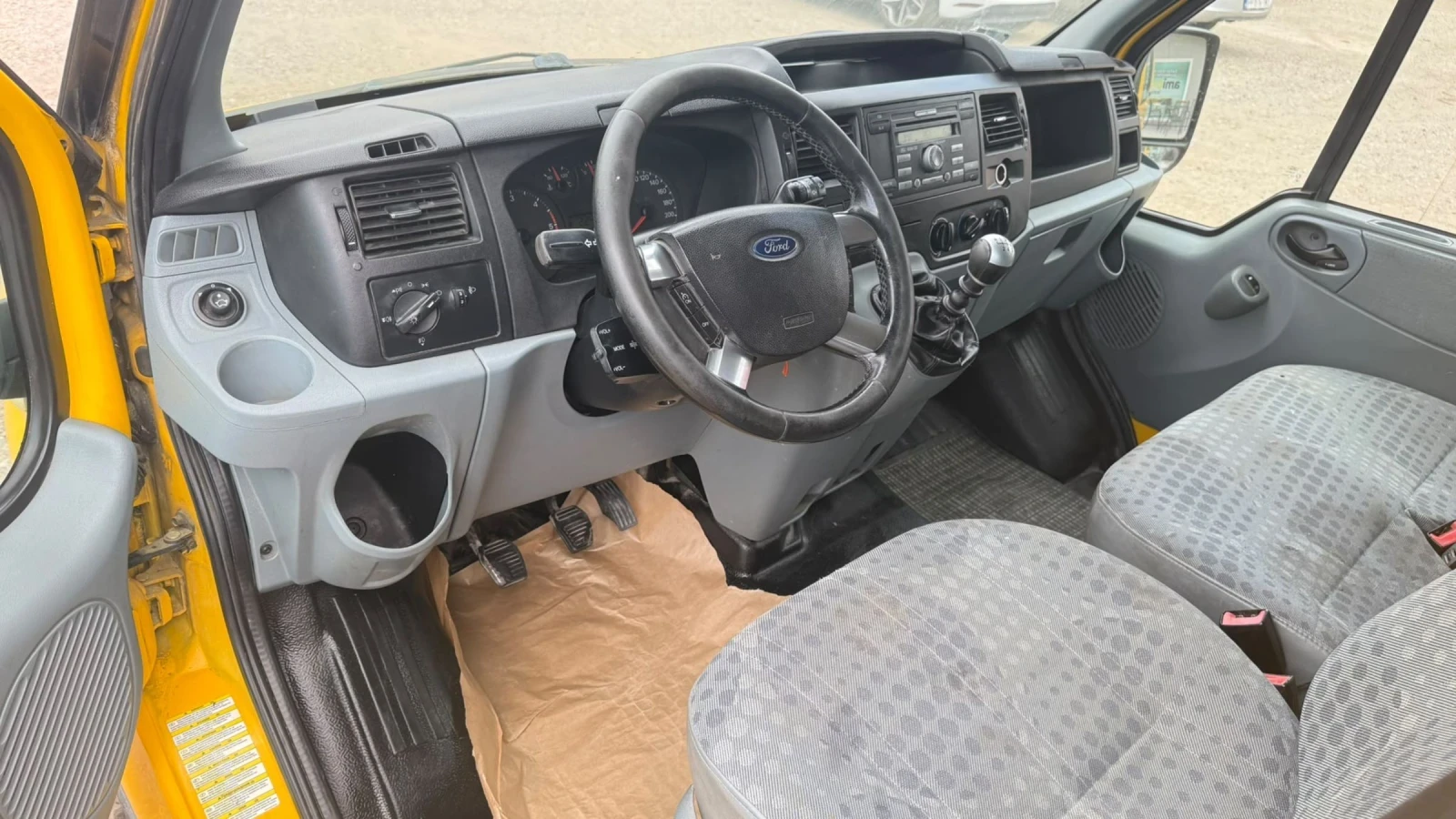 Ford Transit 2.2 , 115 к.с. 6 скорости  6 места, автопилот, , снимка 9 - Бусове и автобуси - 55249954