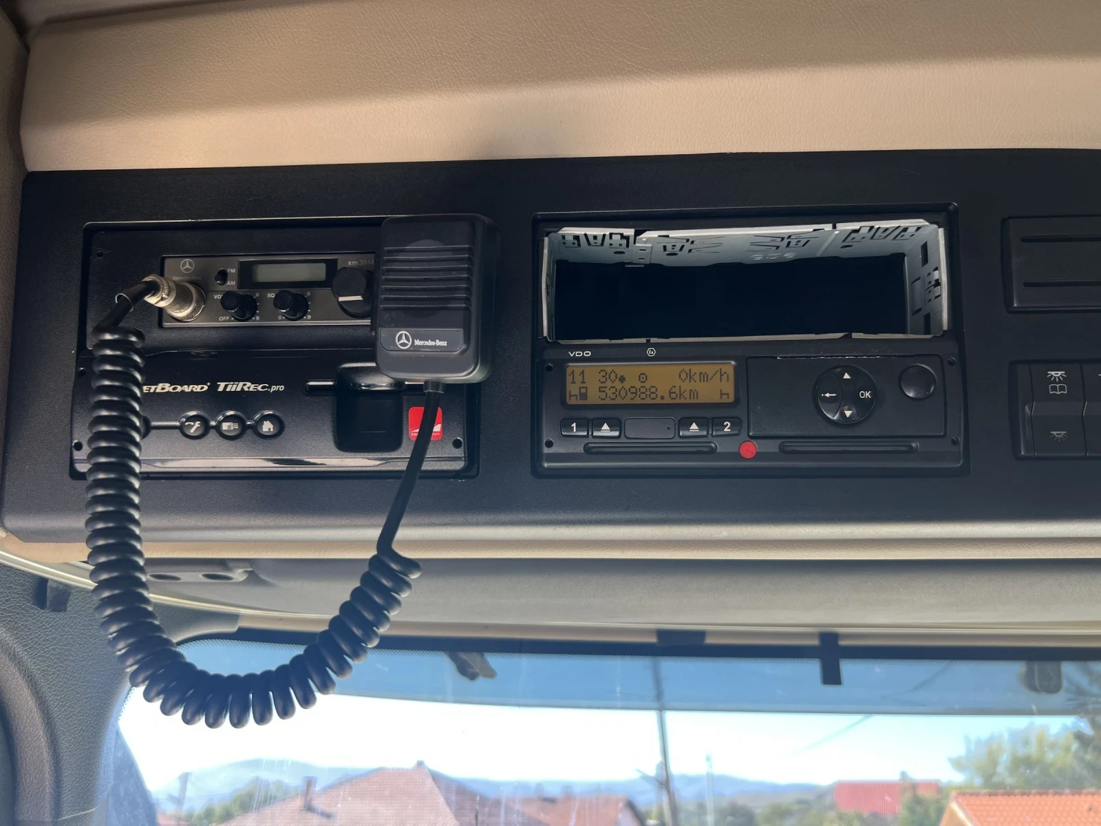 Mercedes-Benz Actros 1845  5  | Mobile.bg   11