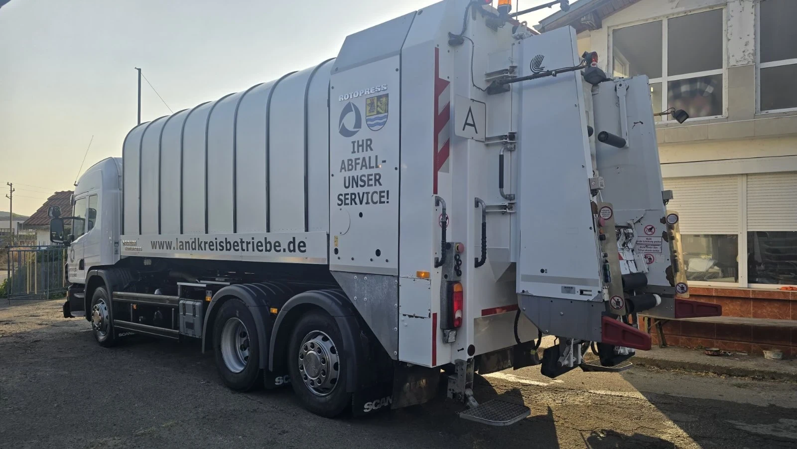 Scania P 320 / 6X2 /���� 6 / Rotopress | Mobile.bg � ����������� 6