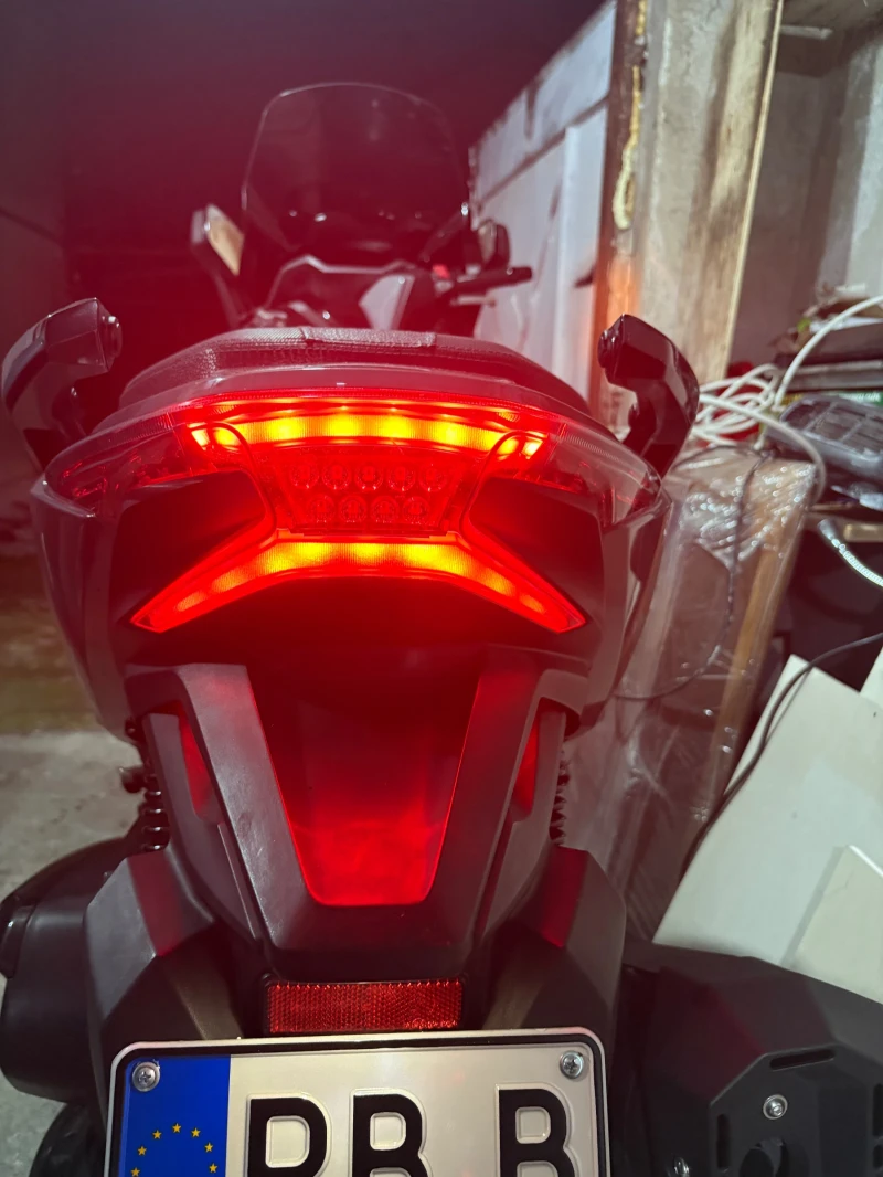 Honda Forza 300 keyless / TCS / ABS цена до коледа !!!, снимка 13 - Мотоциклети и мототехника - 52525003