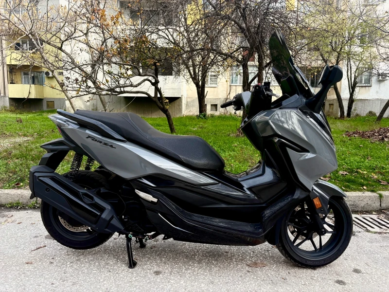 Honda Forza 300 keyless / TCS / ABS цена до коледа !!!, снимка 4 - Мотоциклети и мототехника - 52525003