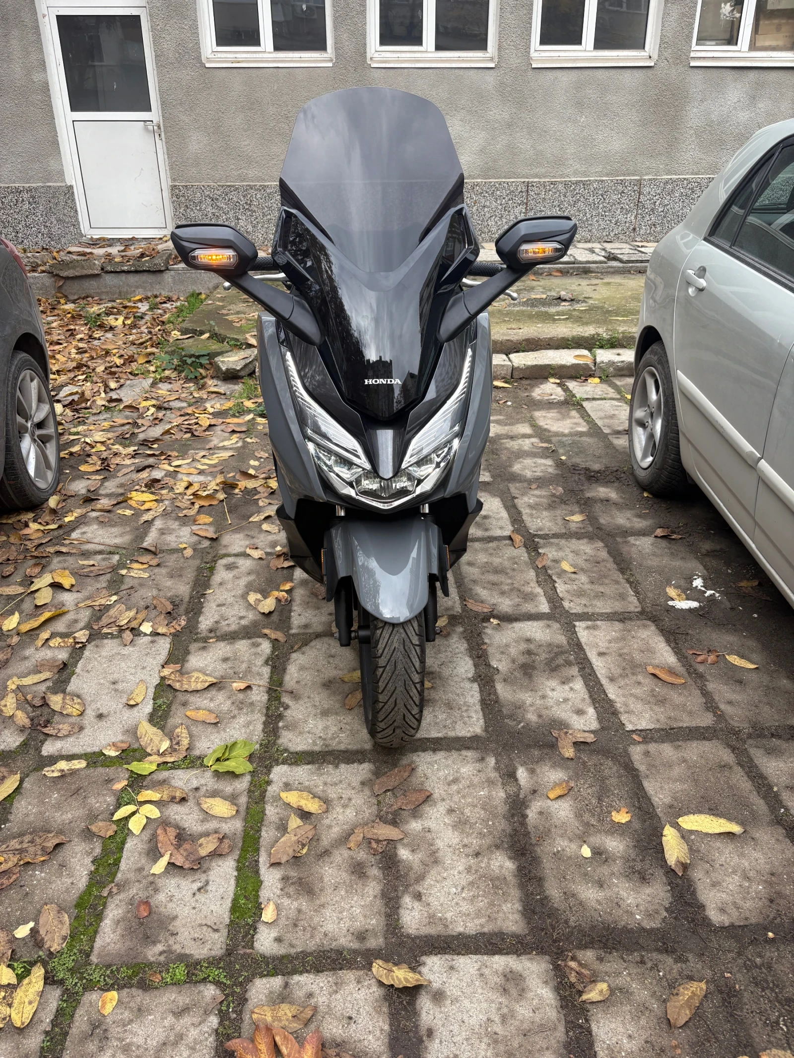 Honda Forza 300 keyless / TCS / ABS - изображение 9