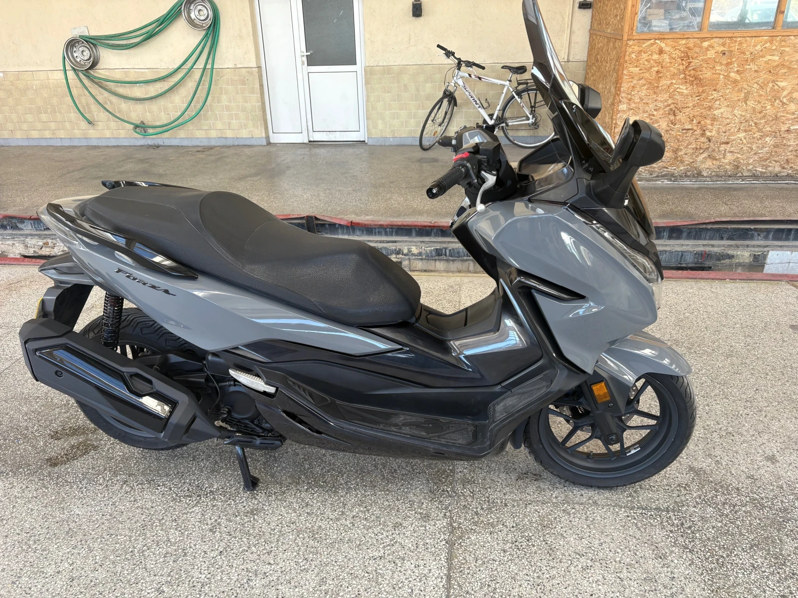 Honda Forza 300 keyless / TCS / ABS - изображение 4