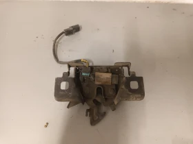 Брава преден капак рено клио 1.5дци 18г 